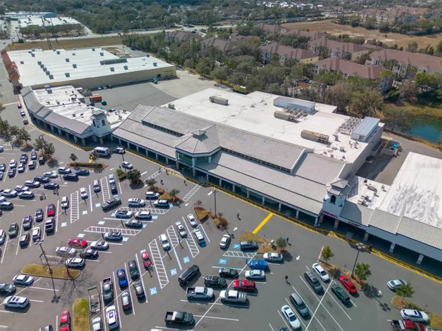 Kohls shopping center, 1.1 miles away