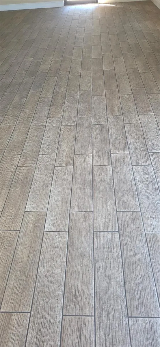 SEATING AREA FLOORING