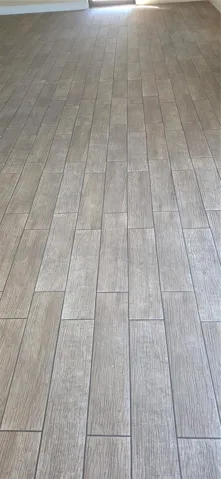 SEATING AREA FLOORING