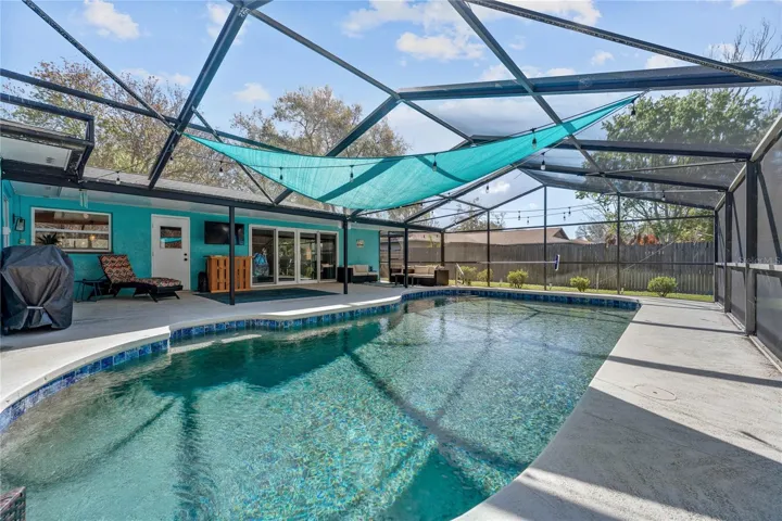 Newly resurfaced pool (Pebbletec)