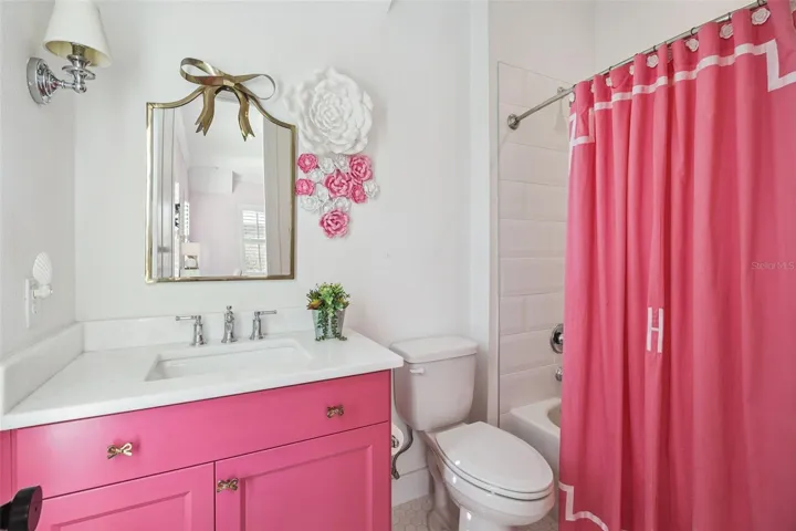En-Suite Bath