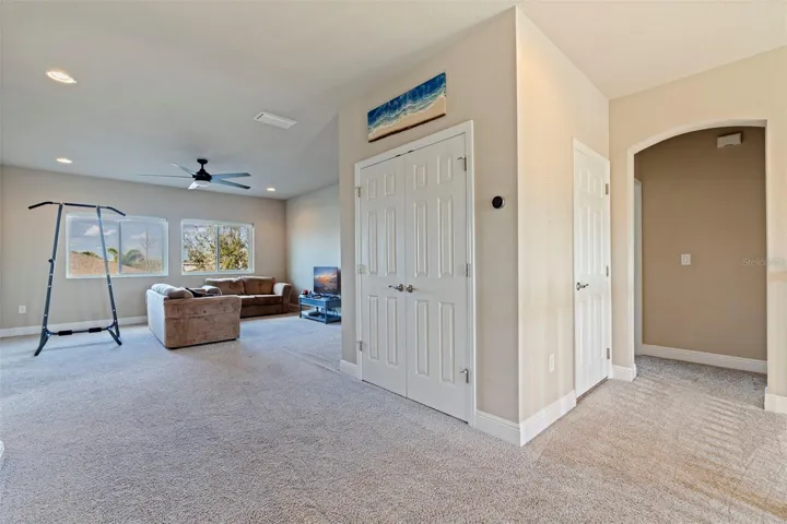 Loft 2