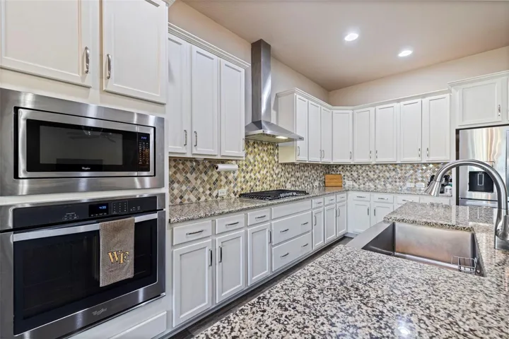Kitchen 3