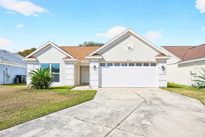 Welcome to this BEAUTIFULLY MAINTAINED 3-bedroom, 2-bath single-story home in the desirable Stonebridge community, where comfort, style, and functionality come together.
