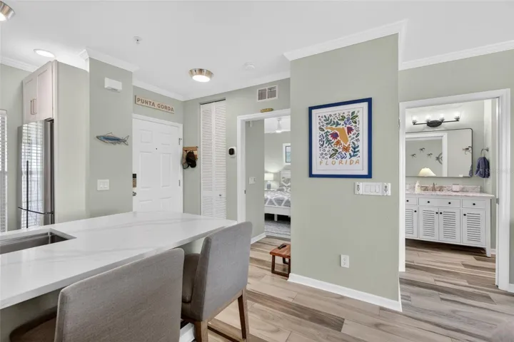 entry to 2nd bedroom and bathroom