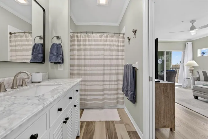 2nd bathroom