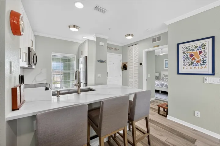 Beautiful quartz countertops with chairs for dining