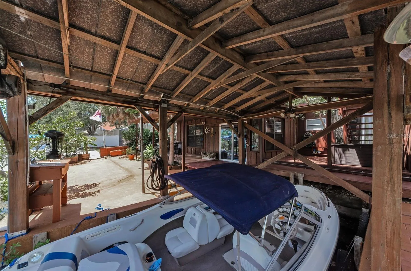 Boathouse with Lift