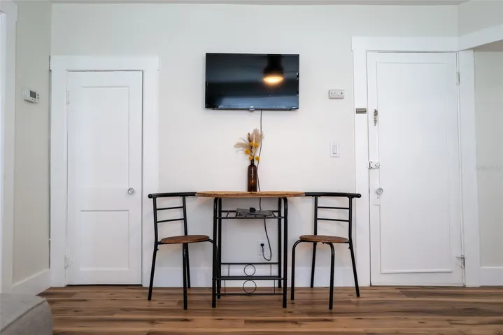 Owners dinette