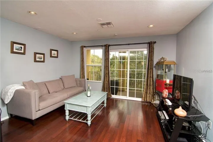 Another viewpoint when it was furnished
