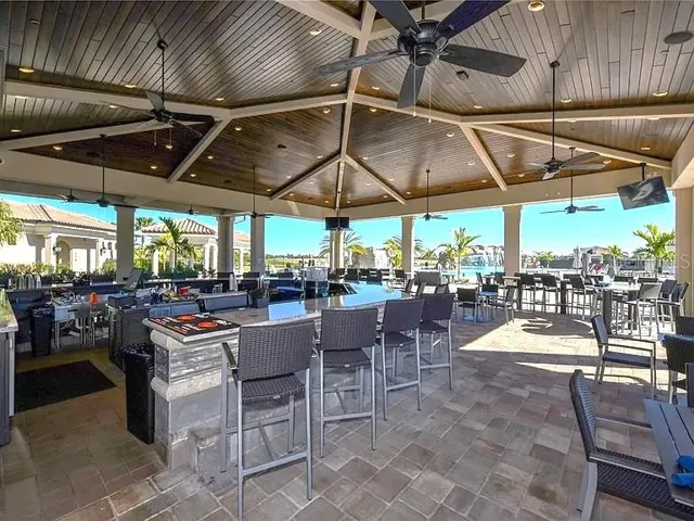 TIKI BAR
