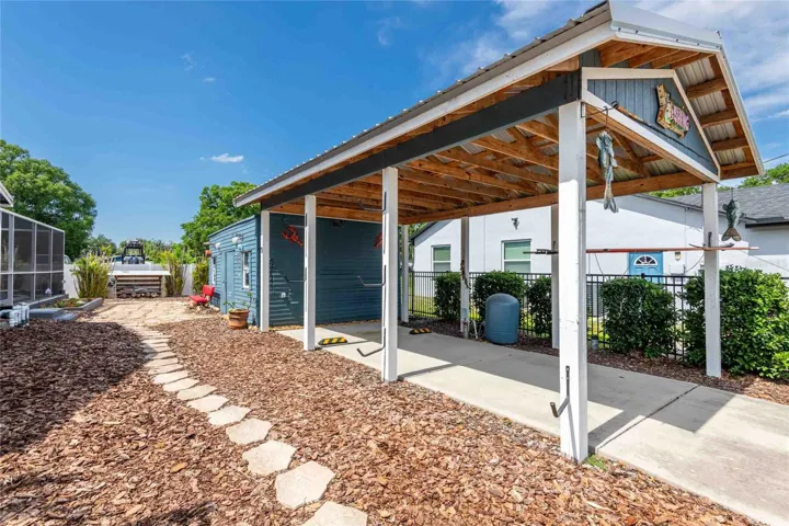 Boat/RV Covered parking
