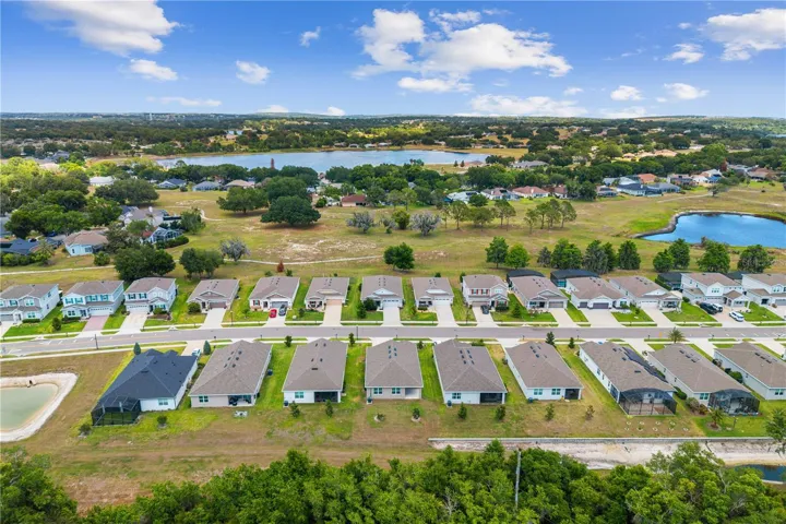 Prestigious Clermont Community with tons of green space