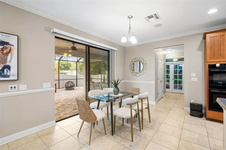 Eat-In Kitchen Area