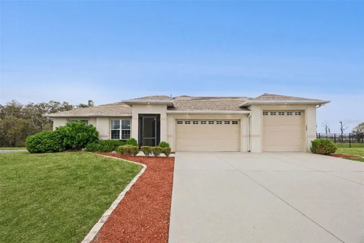 Welcome Home to your Lakefront Oasis!