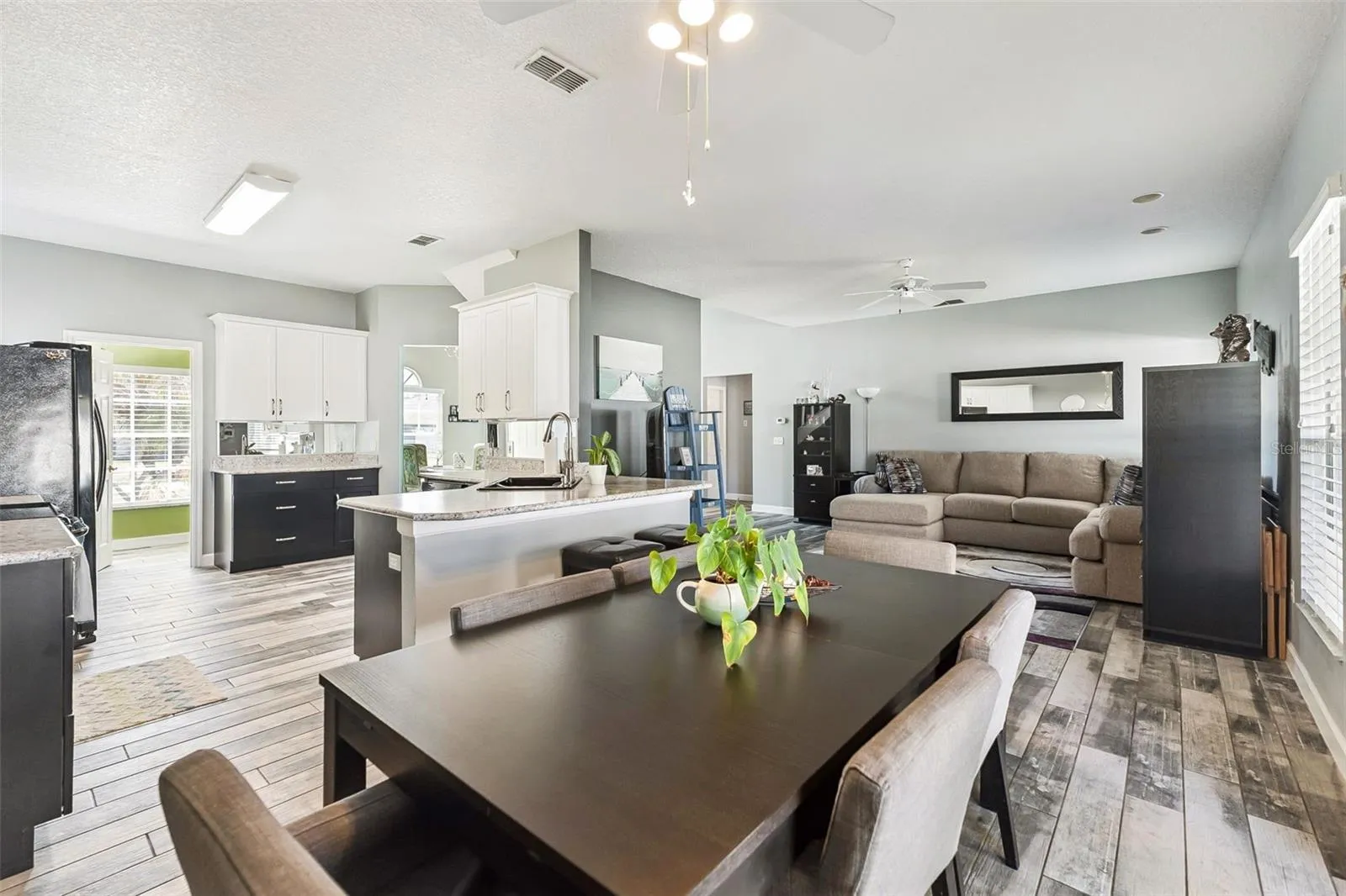 Breakfast Nook