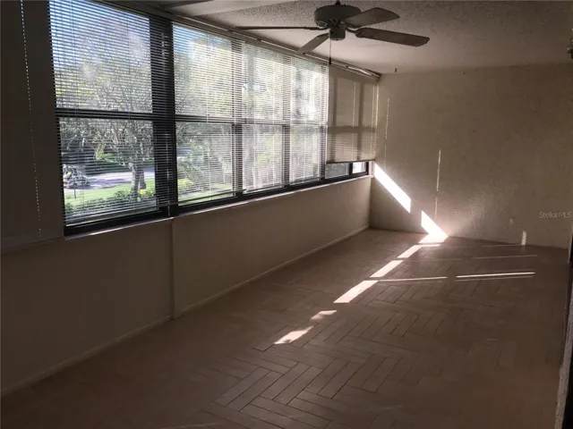 enclosed florida room lanai