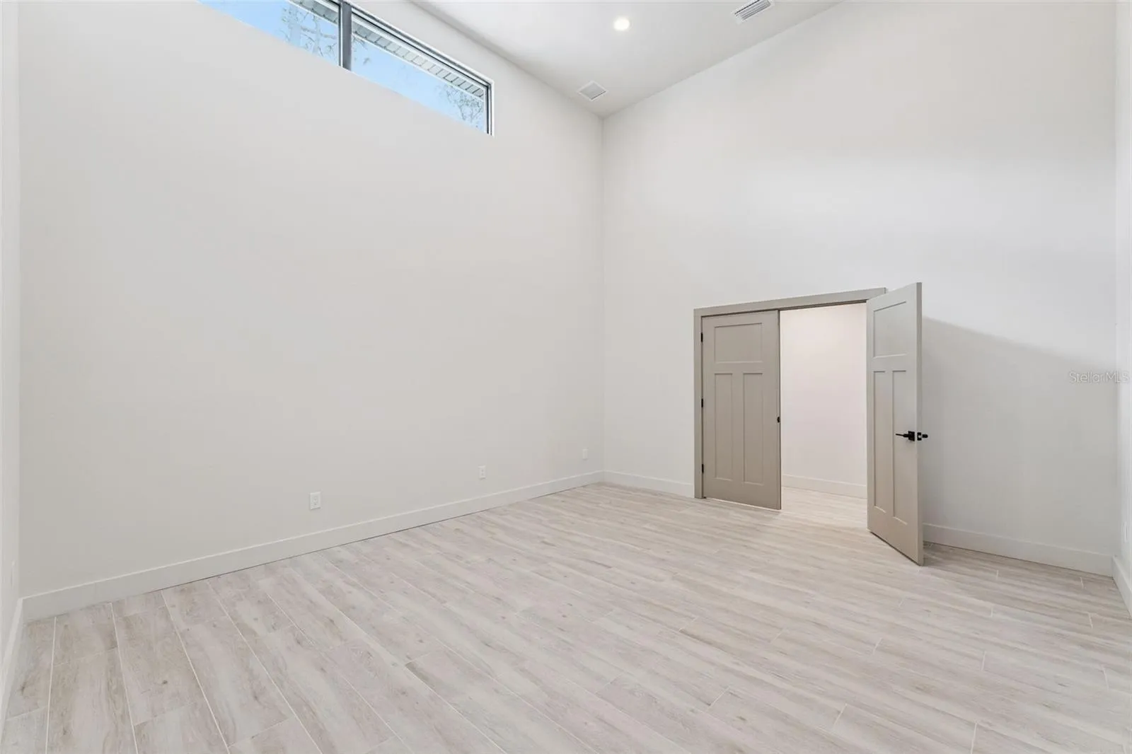 Flex Room
