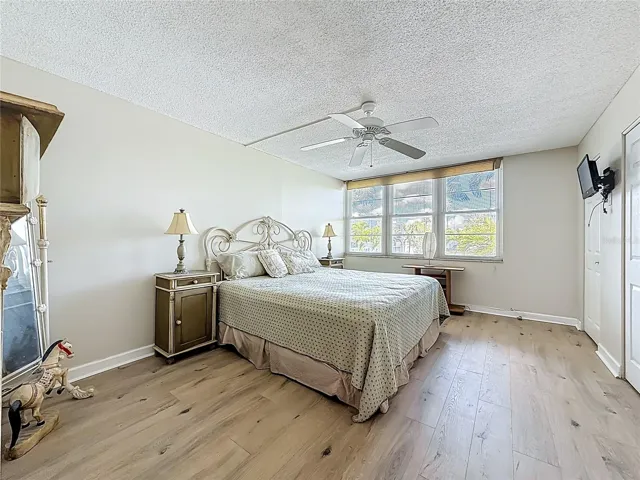 Primary Bed