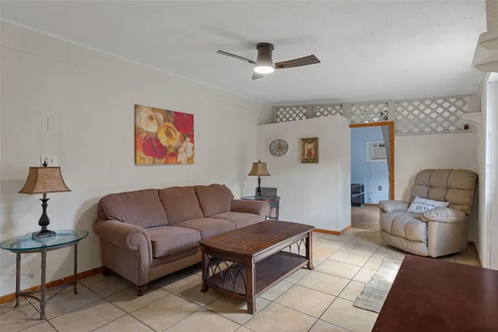 mother in law suite living room