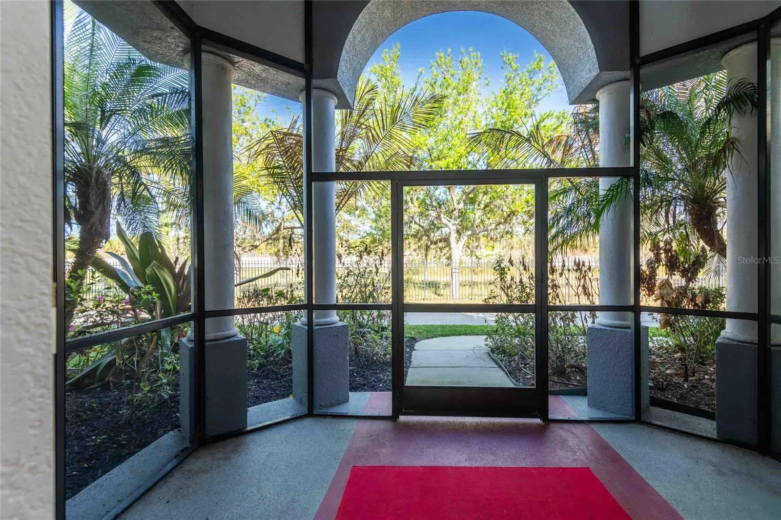Large screen and covered entry