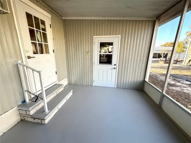 Screen patio