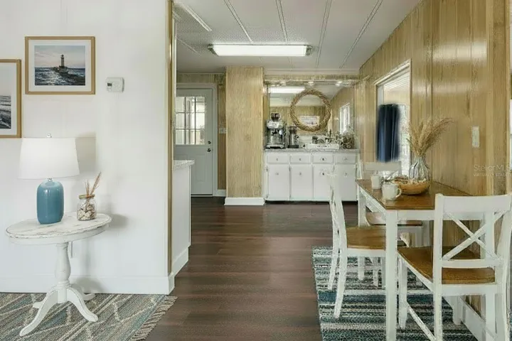 breakfast/eat-in kitchen virtually staged