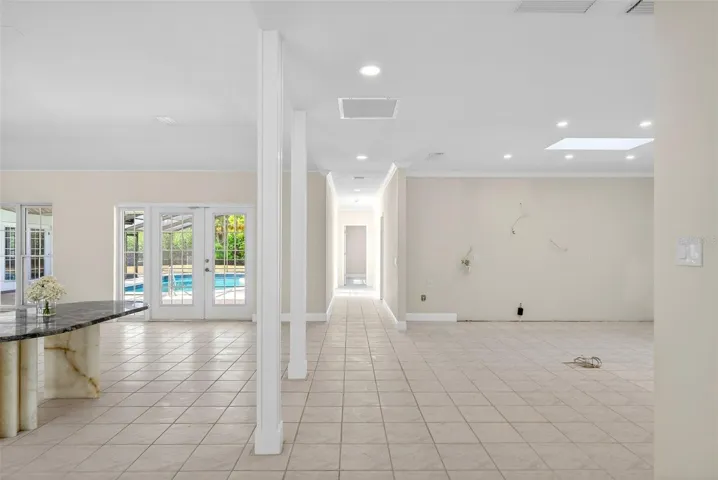 Dining / Hall / Kitchen