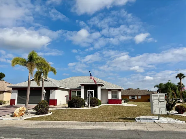301 Caloosa - Front