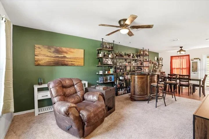 Foyer/Living room