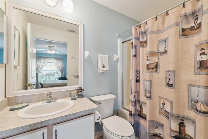 Junior Suite Bathroom
