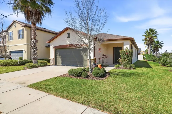 Gorgeous PREMIUM Lot on Corner. Home is well maintained!