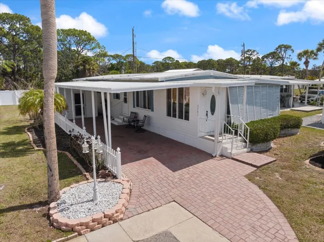 Pull in your NEW carport at the END OF THE STREET