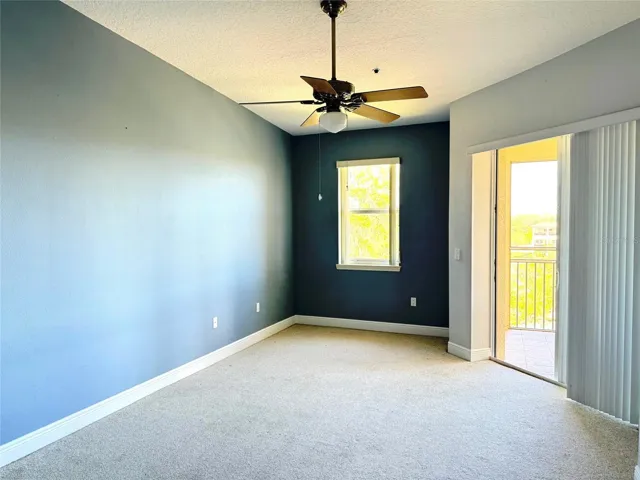 UNSTAGED PRIMARY BEDROOM: Carpet steam cleaned