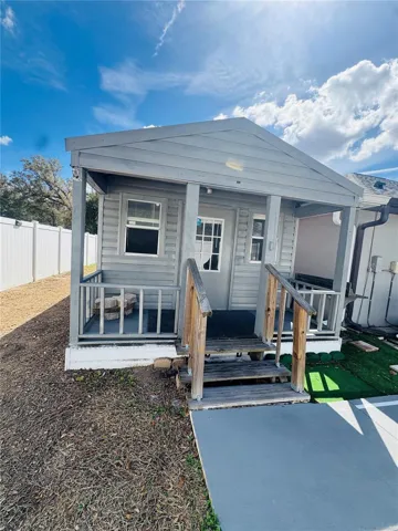 12X16 SHED WITH AC