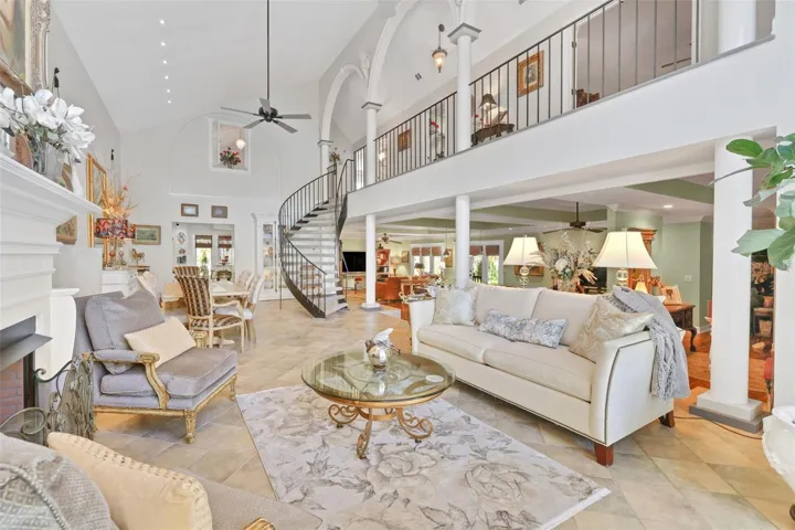 Living & Dining
