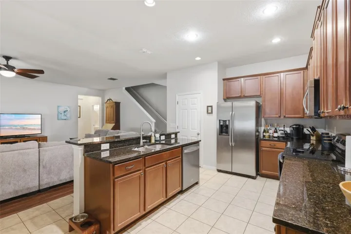 Breakfast Bar and Work Island