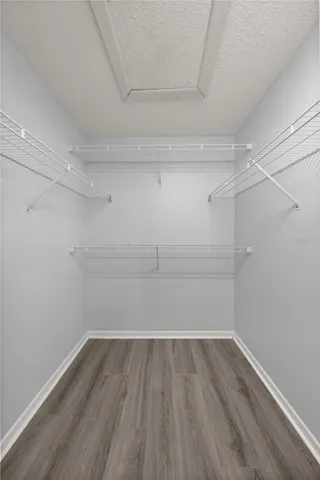 Bedroom 1 Walk-in Closet
