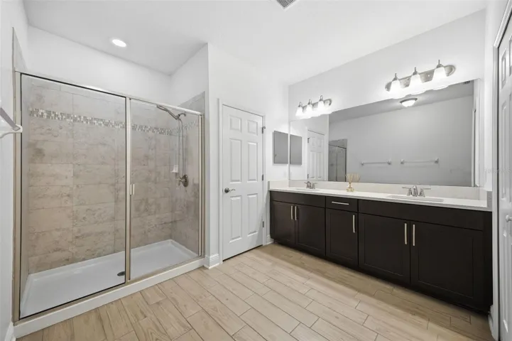 spacious master bathroom
