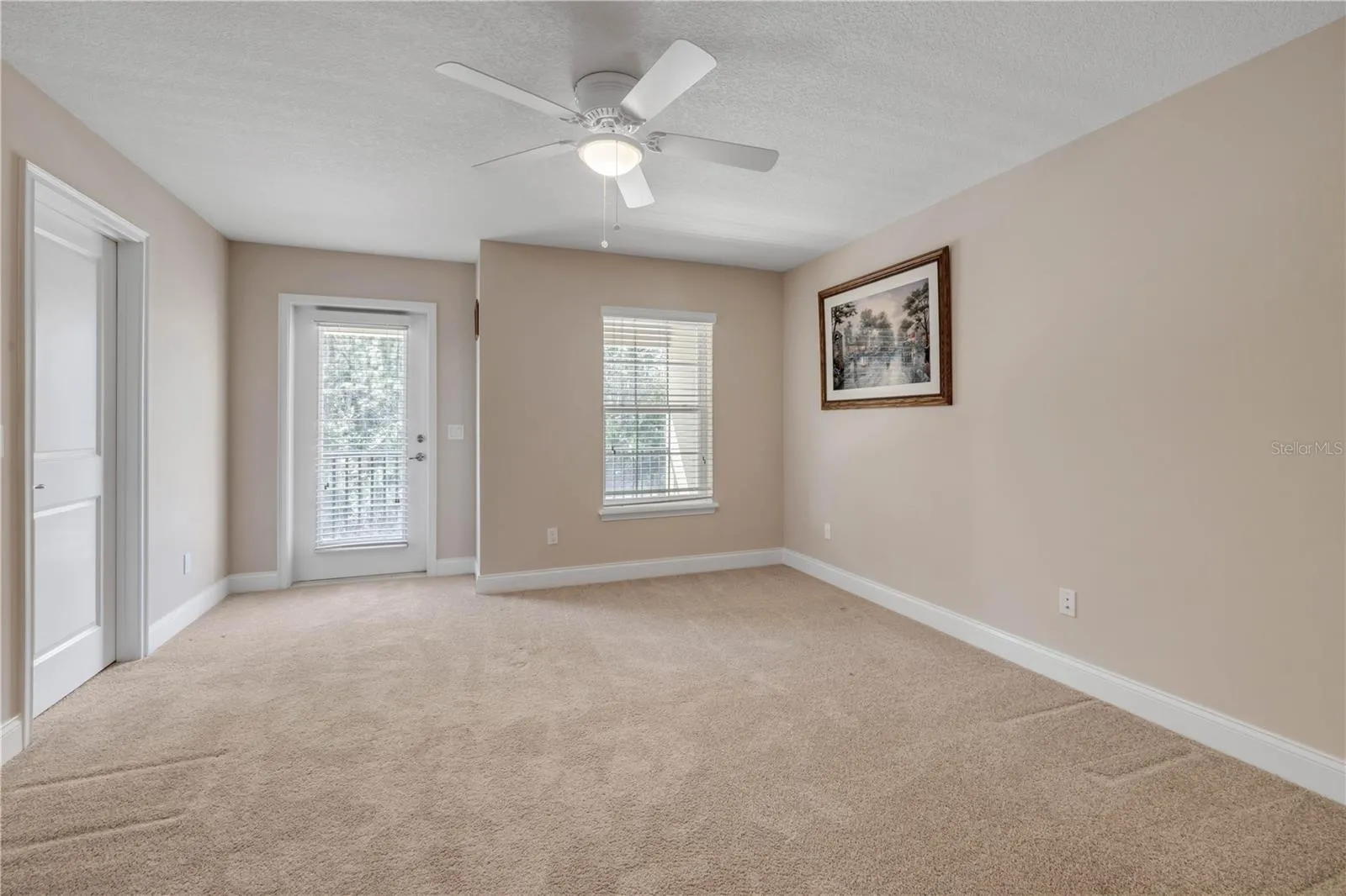 Upper level 4th Bedroom 1