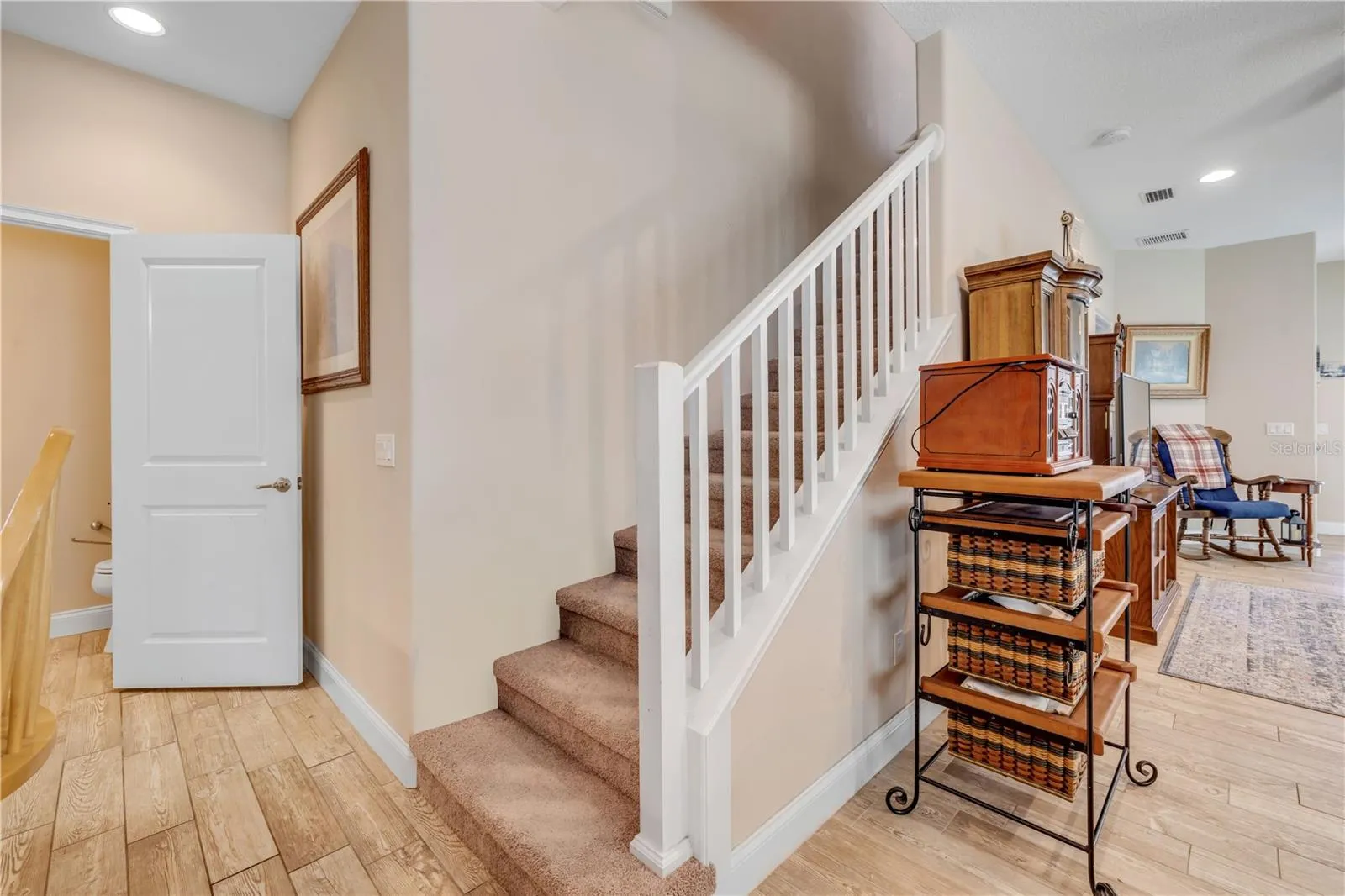 Stairs without chair lift 1