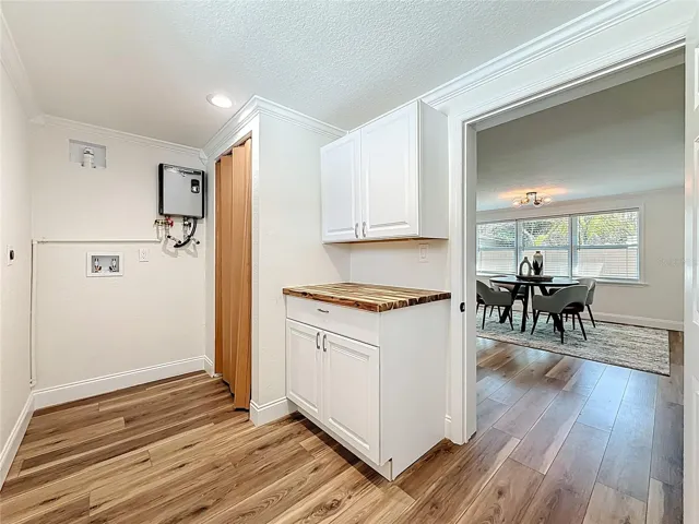 Laundry With Built ins