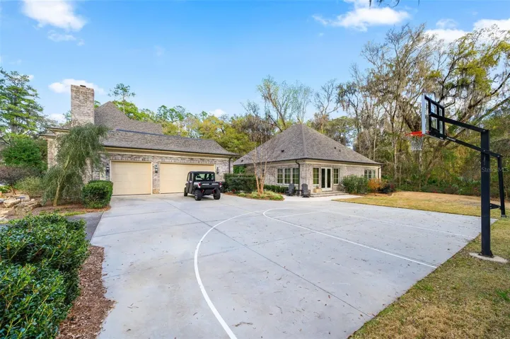 Half court b-ball in driveway