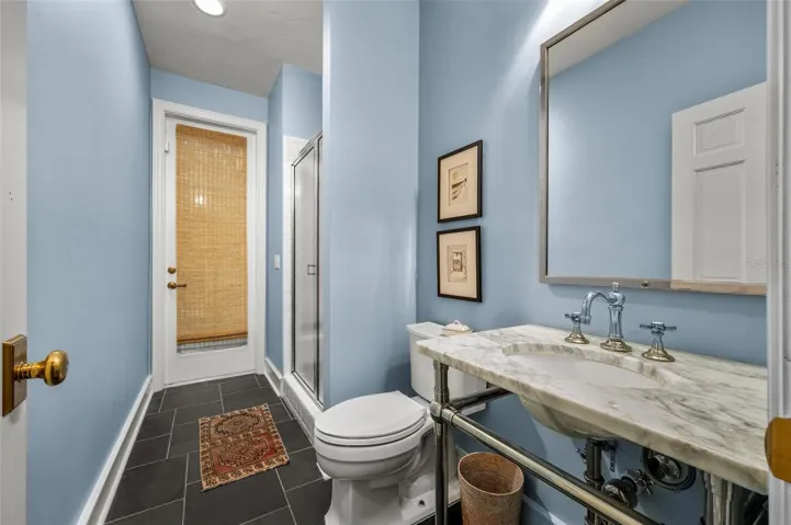 Full Bathroom 1st floor guest/pool bathroom