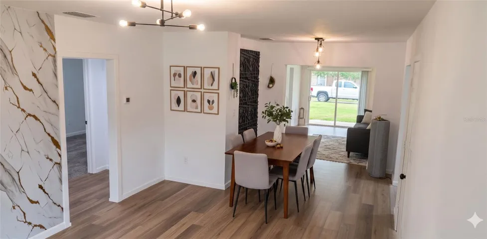 Dining Area - stage