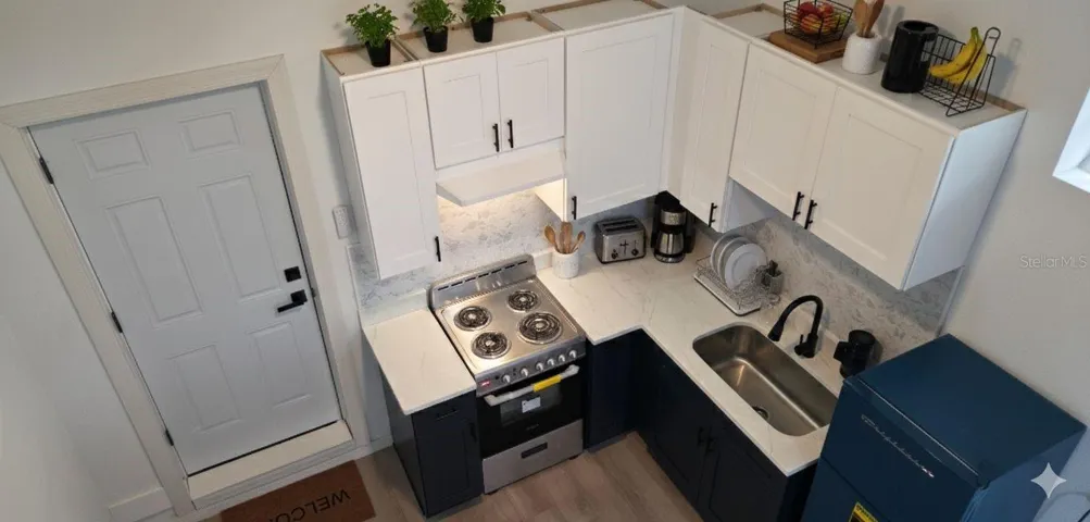 ADU - kitchen stage