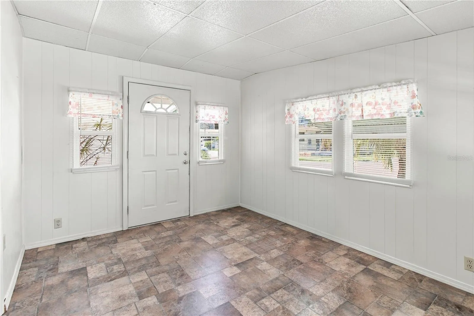 Front Door into Florida Room