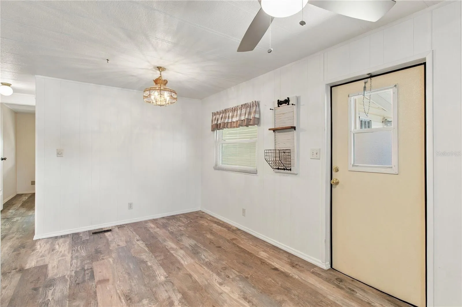 Dining area, easy to care for flooring.