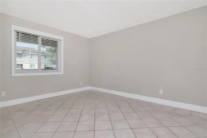 Master Bedroom w/ Ensuite