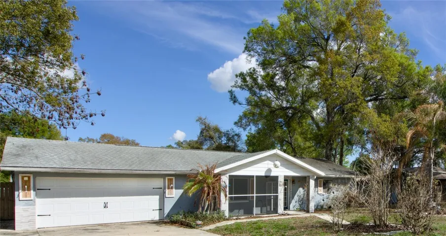 501 Rose Ave. N. Front of House